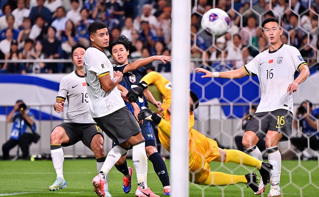 世界级足球赛事中,一支实力强劲的球队再次胜出 世界级足球赛事中,一支实力强劲的球队再次胜出