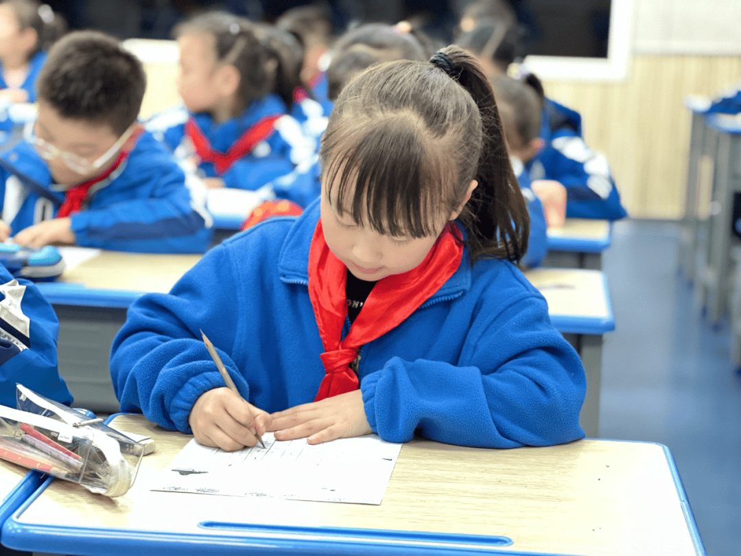 九游VIP-惊心动魄的比赛令人屏息凝神