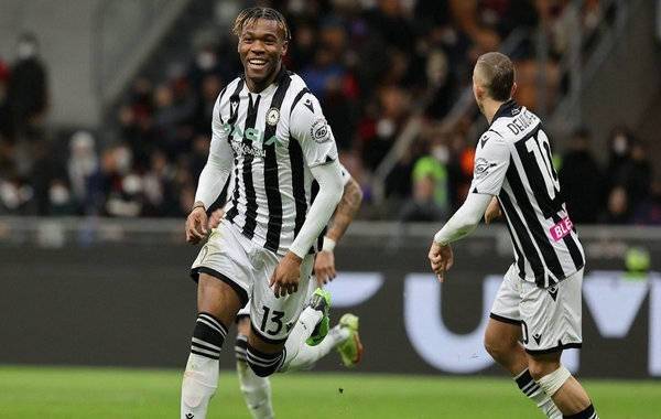 乌迪内斯豪取三分,冲击前四的简单介绍 乌迪内斯豪取三分,冲击前四的简单介绍