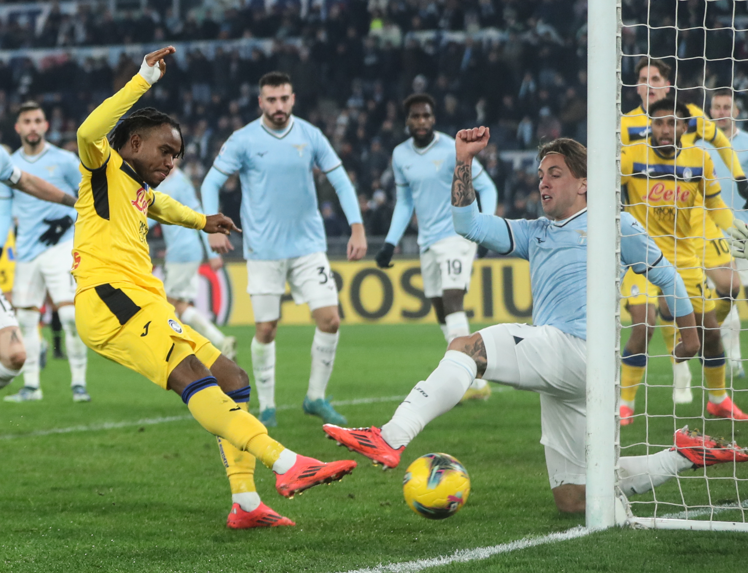 九游体育直播-包含快节奏欧洲联赛再度开战,球员备战充分的词条