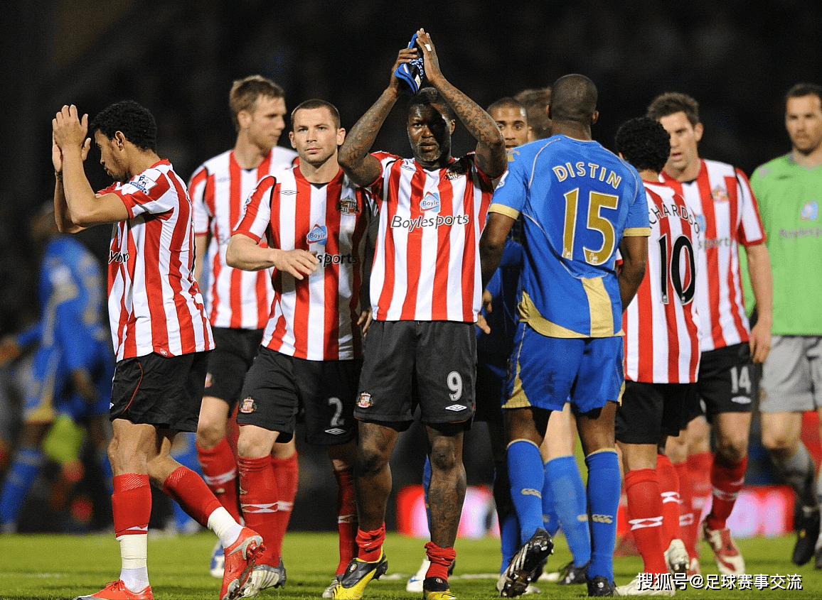 摩纳哥在法国联赛中扬起旗帜,驰骋赛场 摩纳哥在法国联赛中扬起旗帜,驰骋赛场