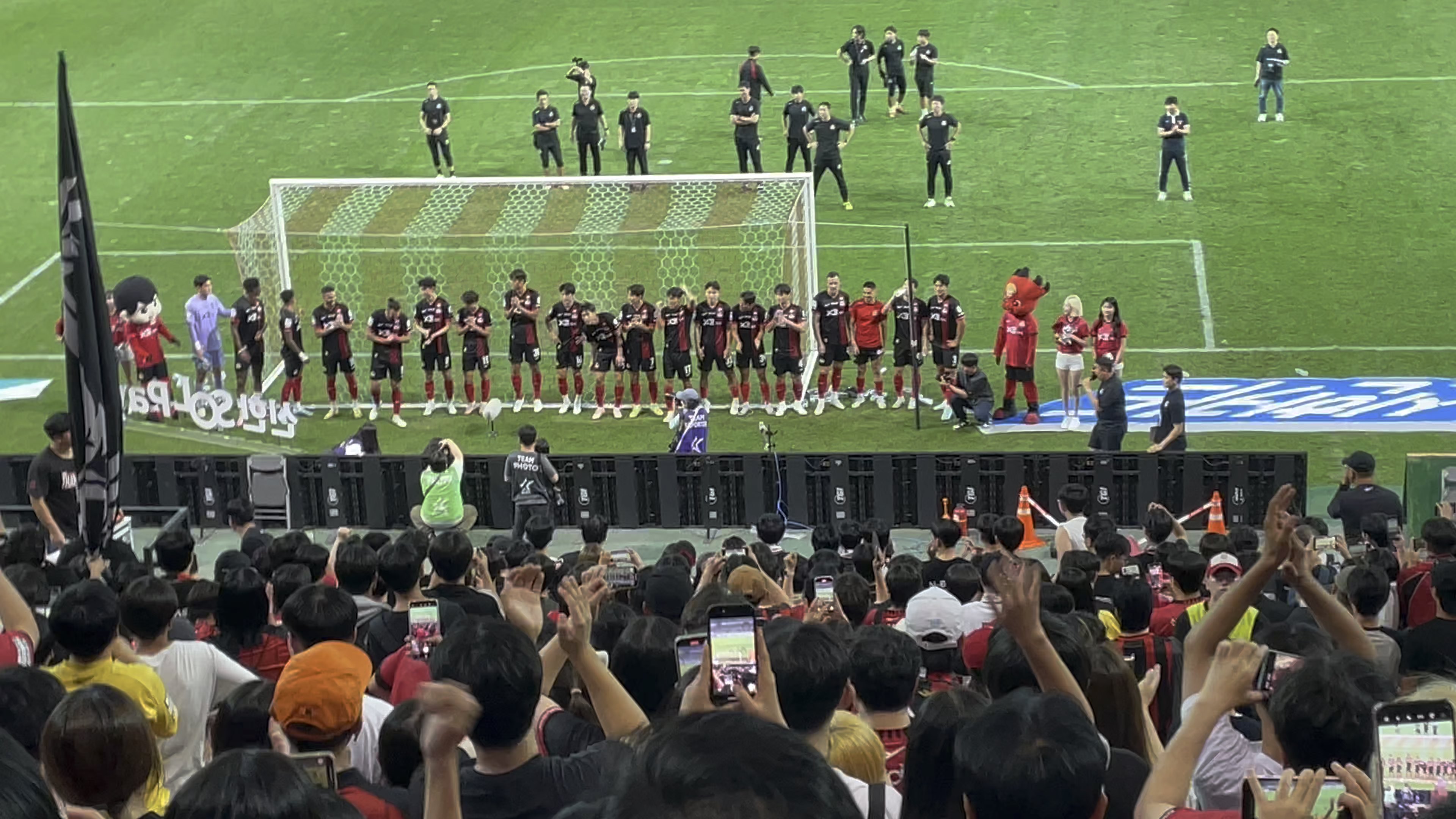 首尔FC球员赢得国际赛重要比赛 首尔FC球员赢得国际赛重要比赛