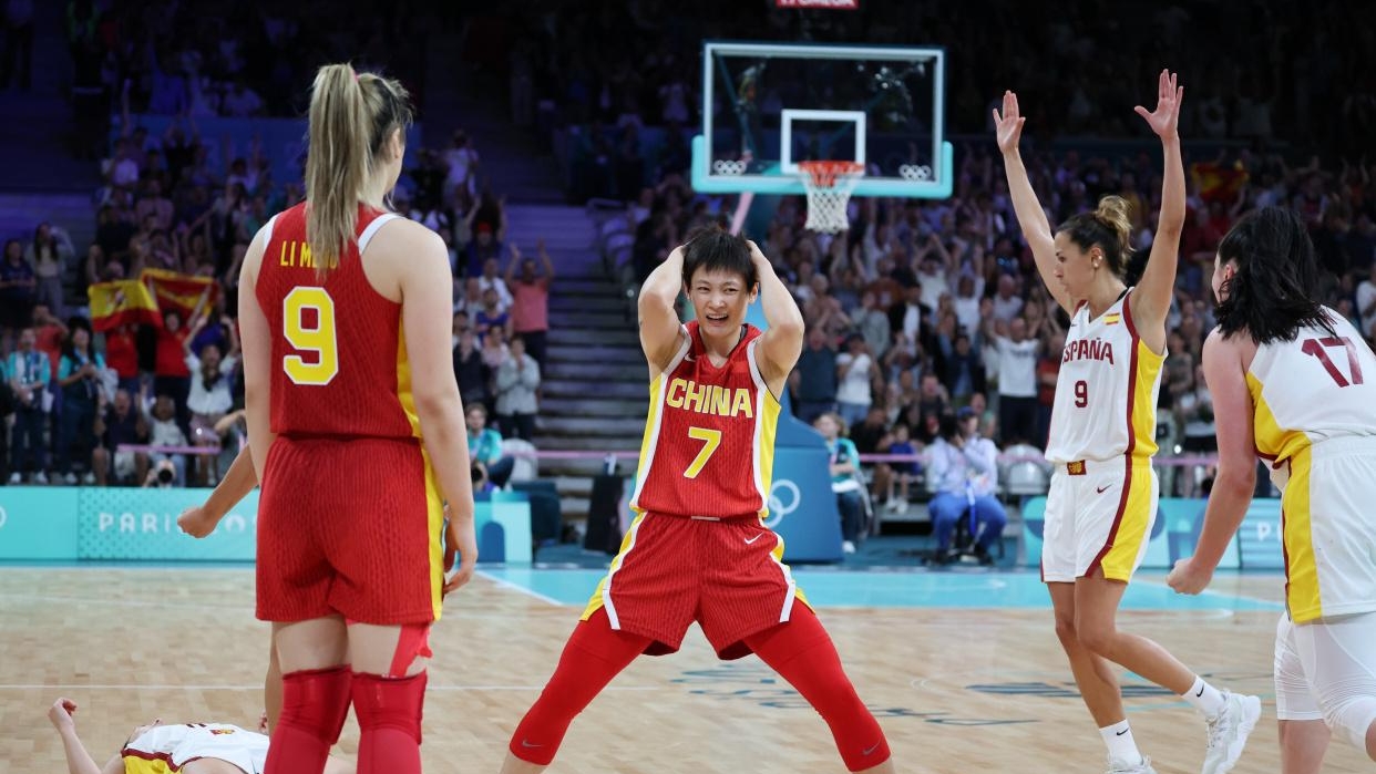 西班牙篮球联赛引入中国球员,积极投身比赛 西班牙篮球联赛引入中国球员,积极投身比赛