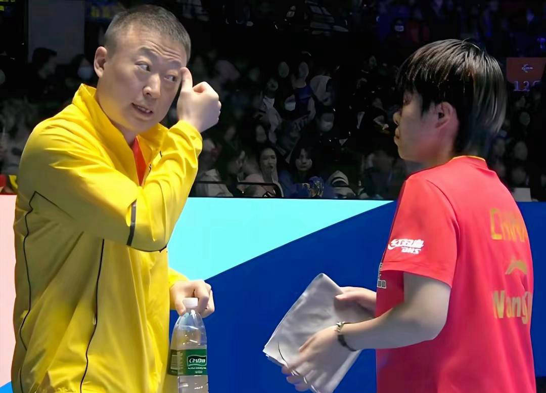 荷兰队勇猛果敢,向对手发起挑战 荷兰队勇猛果敢,向对手发起挑战