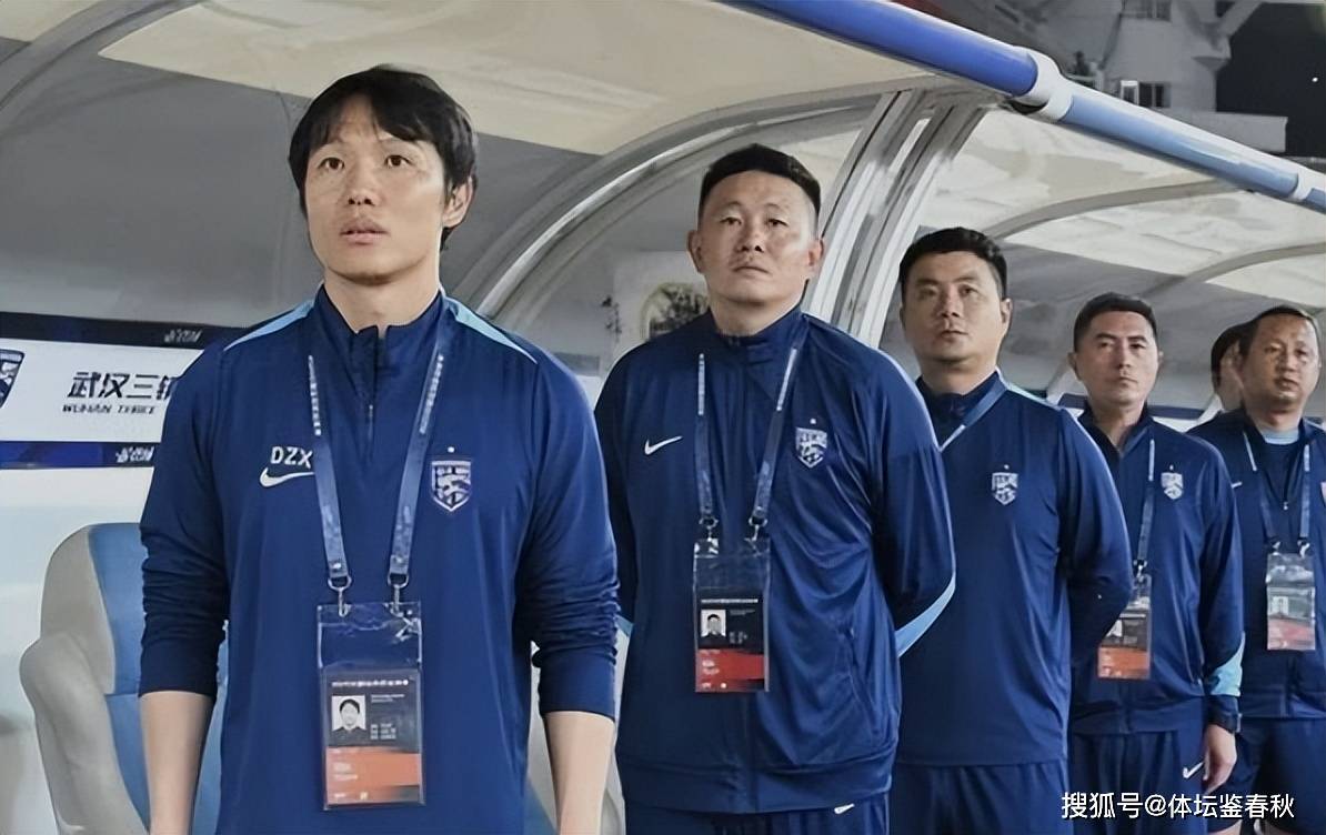 球队主帅因病缺席比赛,助理教练暂代指挥的简单介绍 球队主帅因病缺席比赛,助理教练暂代指挥的简单介绍