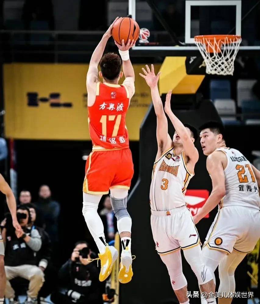 持续高位防守助球队守住胜利的简单介绍 持续高位防守助球队守住胜利的简单介绍