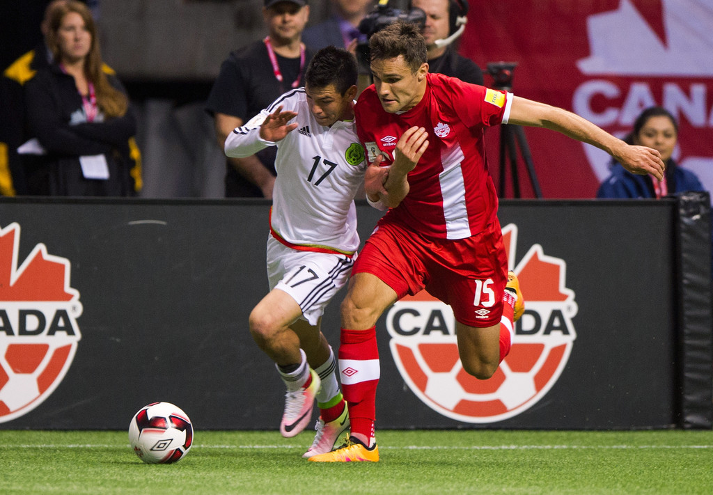 加拿大队成功击败牙买加队,获得胜利 加拿大队成功击败牙买加队,获得胜利