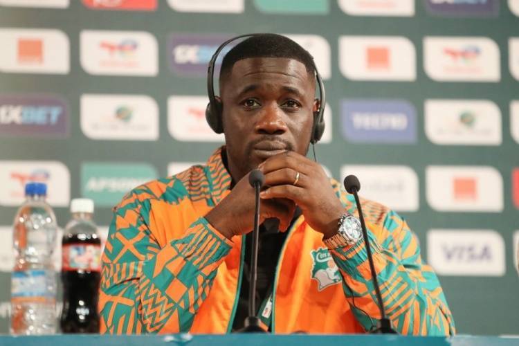 九游中国-关于主帅变动:非洲球队迎来挑战新临的信息