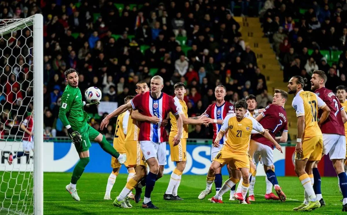 以色列队在欧预赛比赛中力克对手,表现抢眼 以色列队在欧预赛比赛中力克对手,表现抢眼