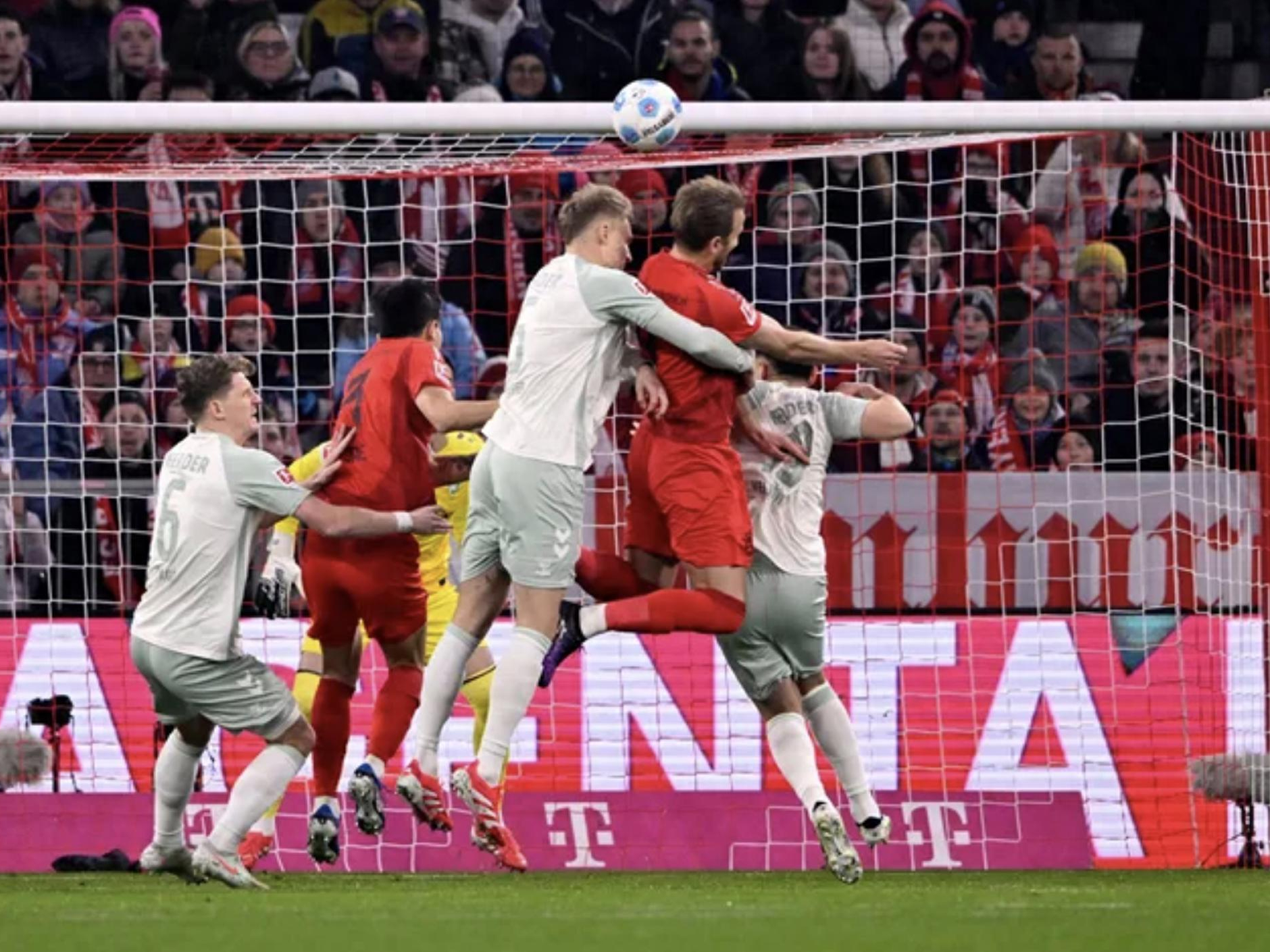 不来梅队在本周末比赛中获得一场关键胜利 不来梅队在本周末比赛中获得一场关键胜利