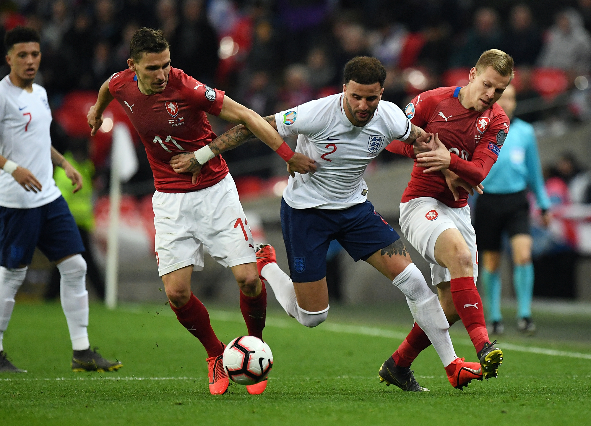 捷克遭遇丹麦逆转，小组出线前景堪忧的简单介绍