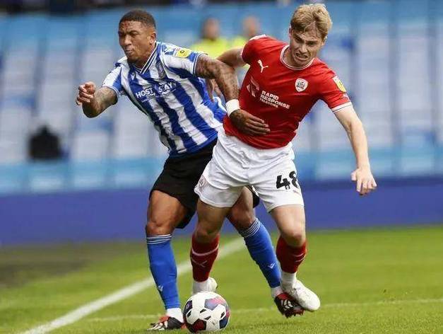 芬兰联赛冠军战打响，强强对决一触即发