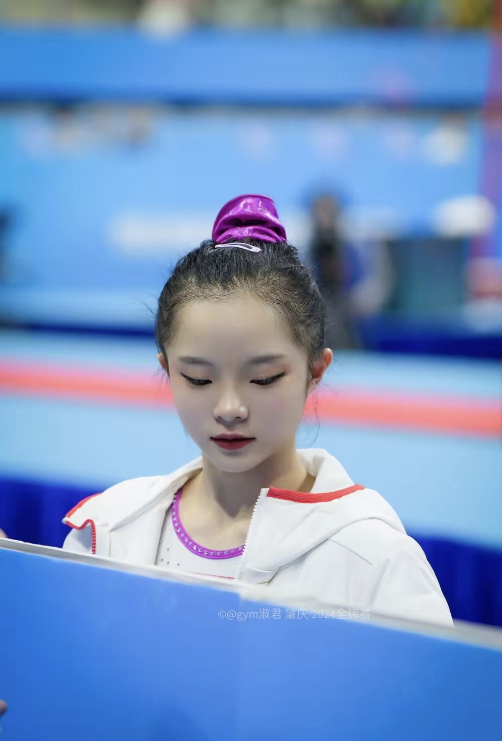 九游官网-意想不到！华裔天才少年获得体操冠军