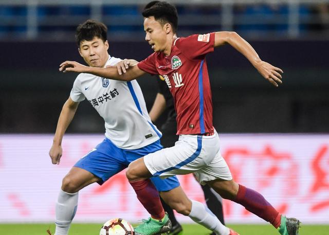 恒大再胜建业,取得联赛七连胜表现出色 恒大再胜建业,取得联赛七连胜表现出色