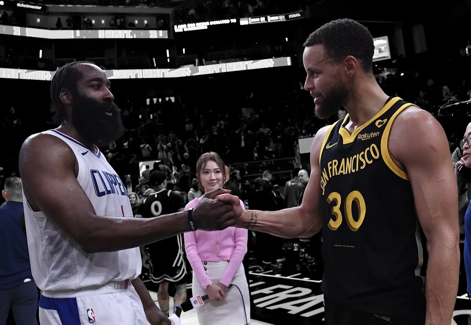 西部半决赛火箭胜快船,将战总决赛 西部半决赛火箭胜快船,将战总决赛