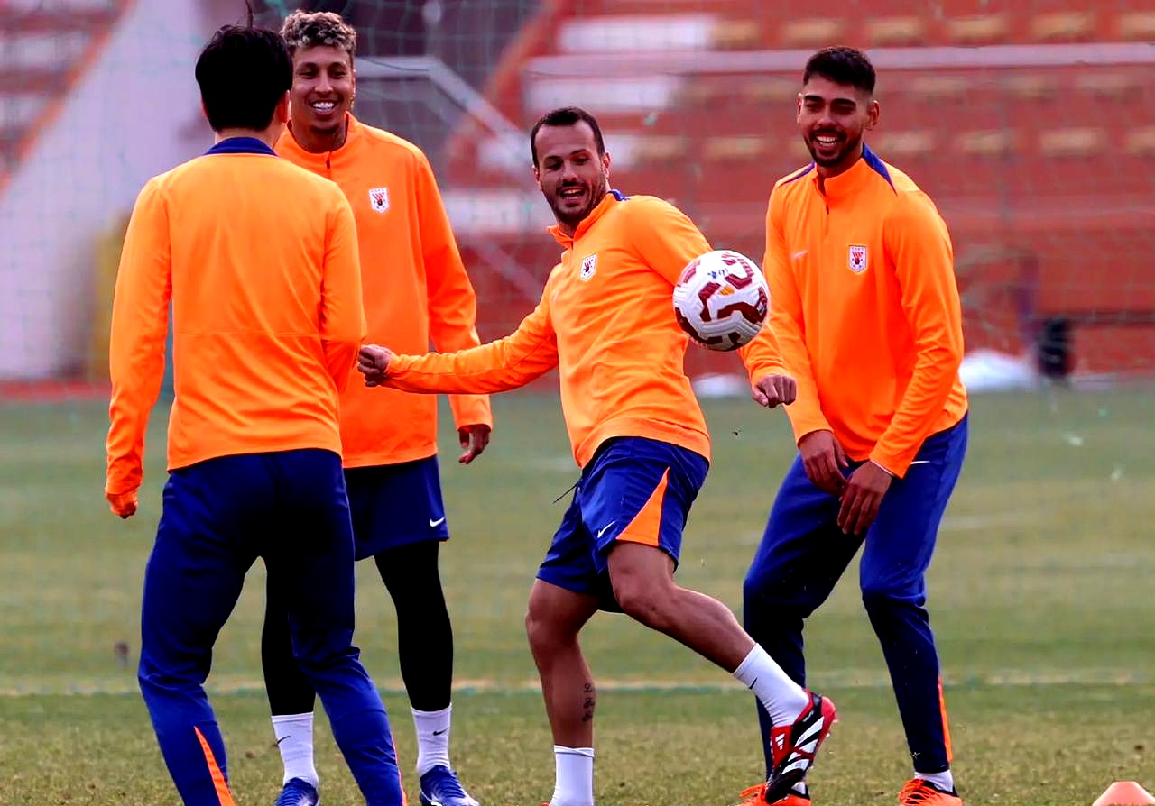 精英球员集结,别具特色的比赛即将上演! 精英球员集结,别具特色的比赛即将上演!