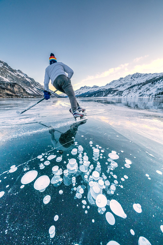 瑞士滑冰冠军展现实力,稳定进入决赛 瑞士滑冰冠军展现实力,稳定进入决赛