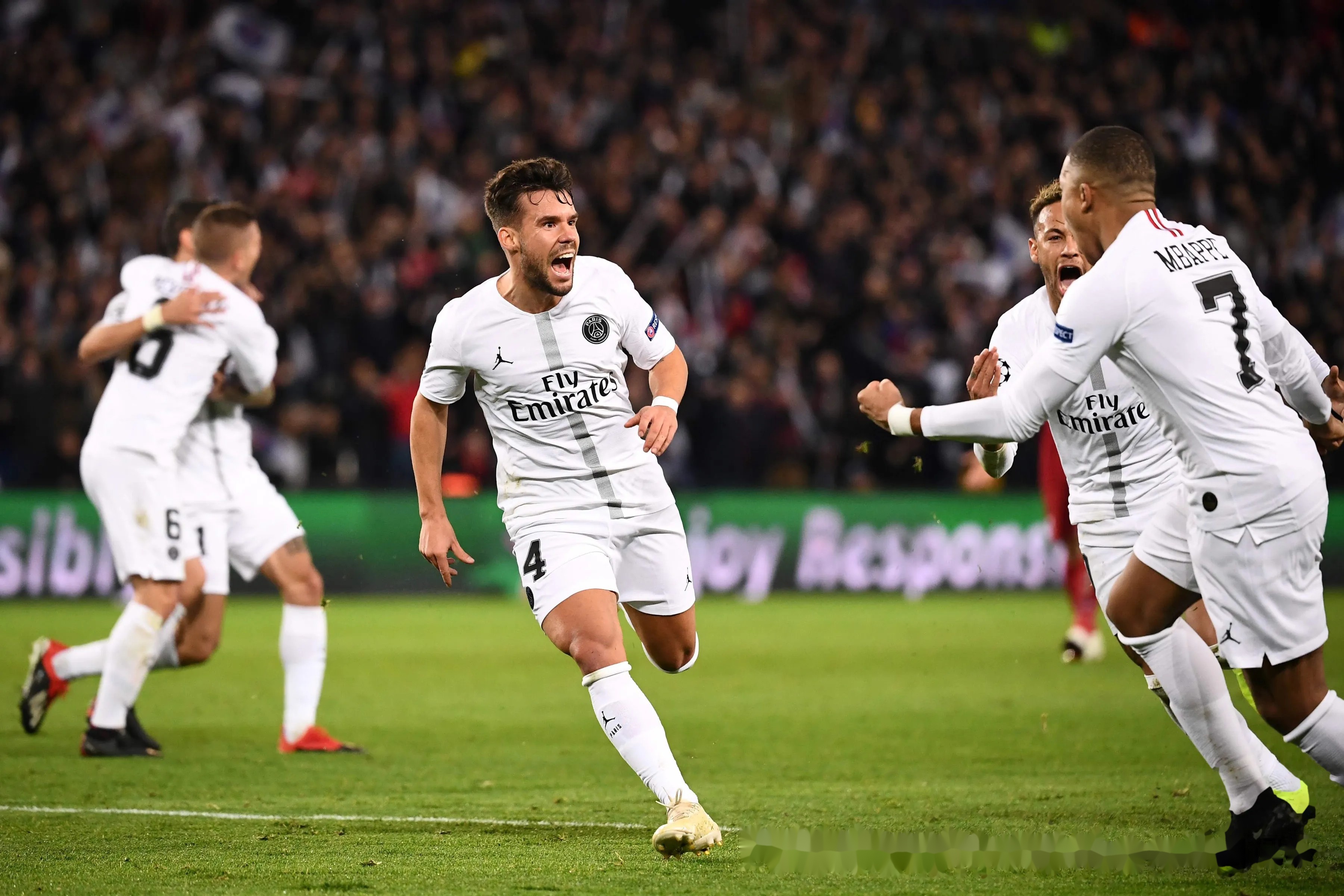 九游娱乐-欧预赛成为足球迷关注的焦点