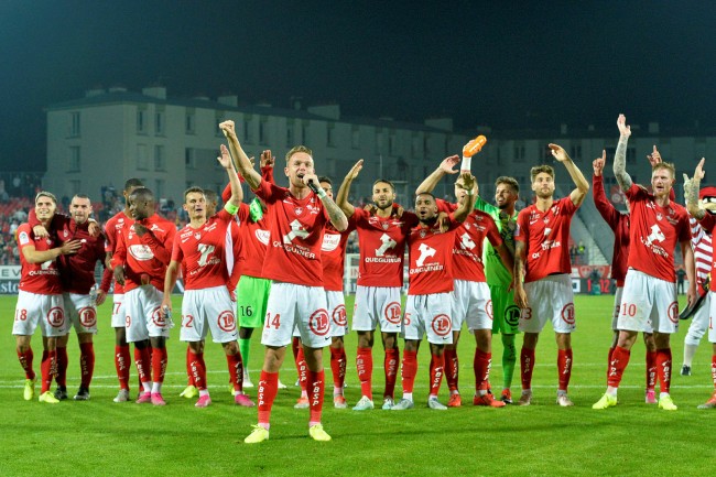 九游娱乐首页-青海嘉绒战平对手,收获平局