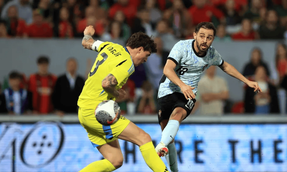 瓦伦西亚逼平皇马,双方互有比拼 瓦伦西亚逼平皇马,双方互有比拼