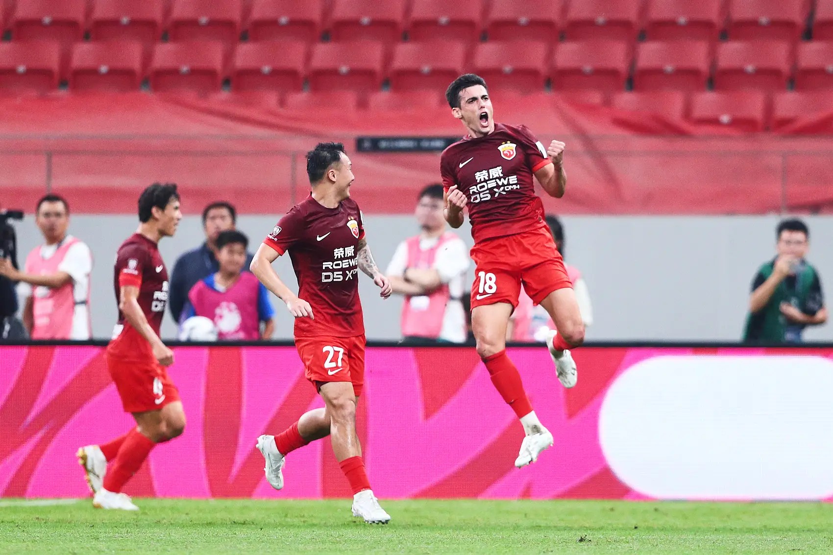 九游娱乐首页-包含球队运转流畅,带领比分领先优势胜出的词条