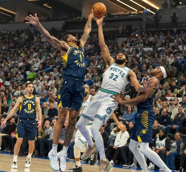 激烈角逐打响,胜负悬念挥之不去 激烈角逐打响,胜负悬念挥之不去