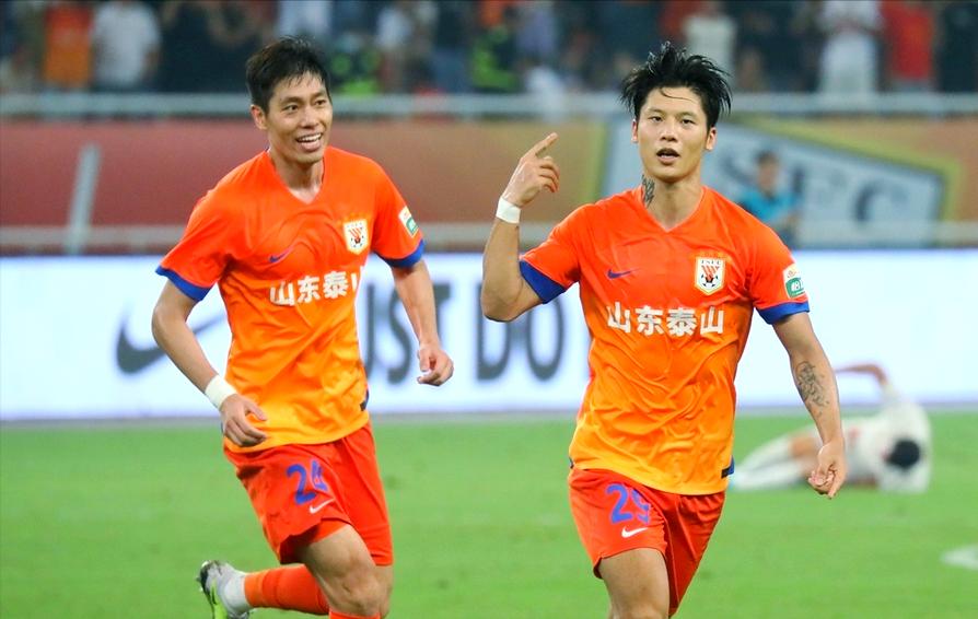 鲁能客场击败绿城,取得联赛两连胜 鲁能客场击败绿城,取得联赛两连胜