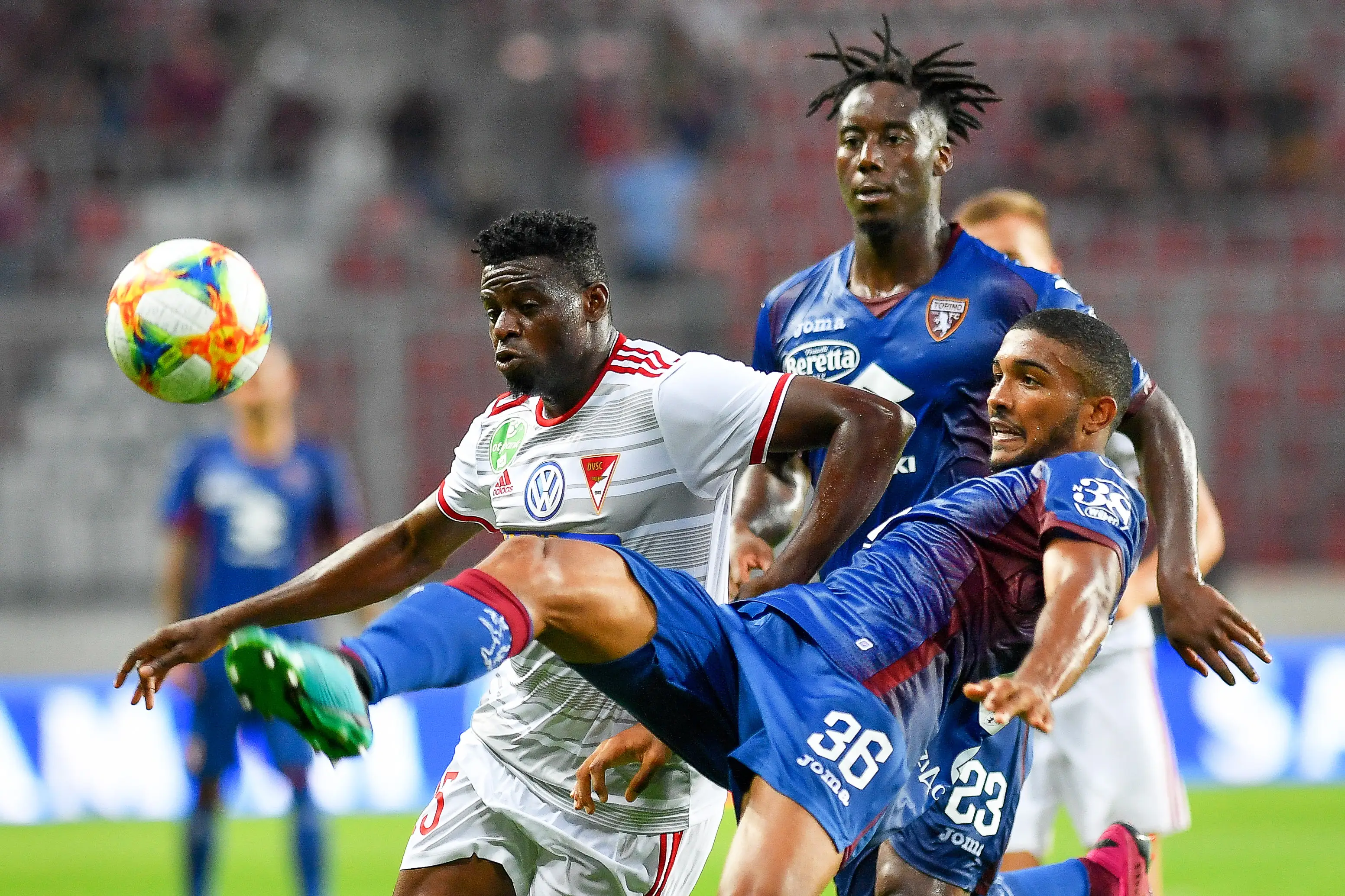 9you娱乐-关于意甲舞台火爆开战，各队实力拼杀争取胜利的信息