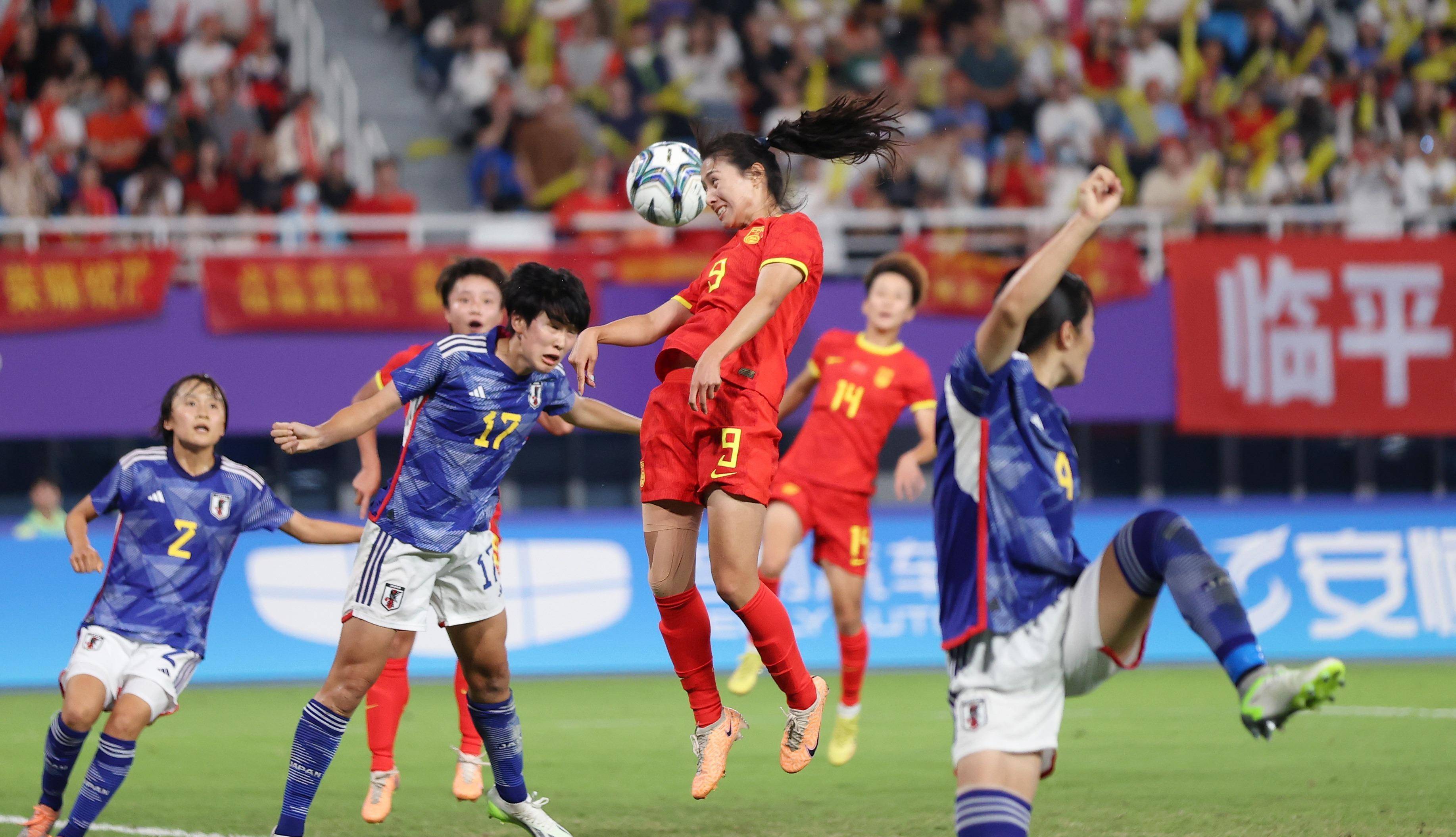 9you娱乐-纪录足球比赛,女队创造历史