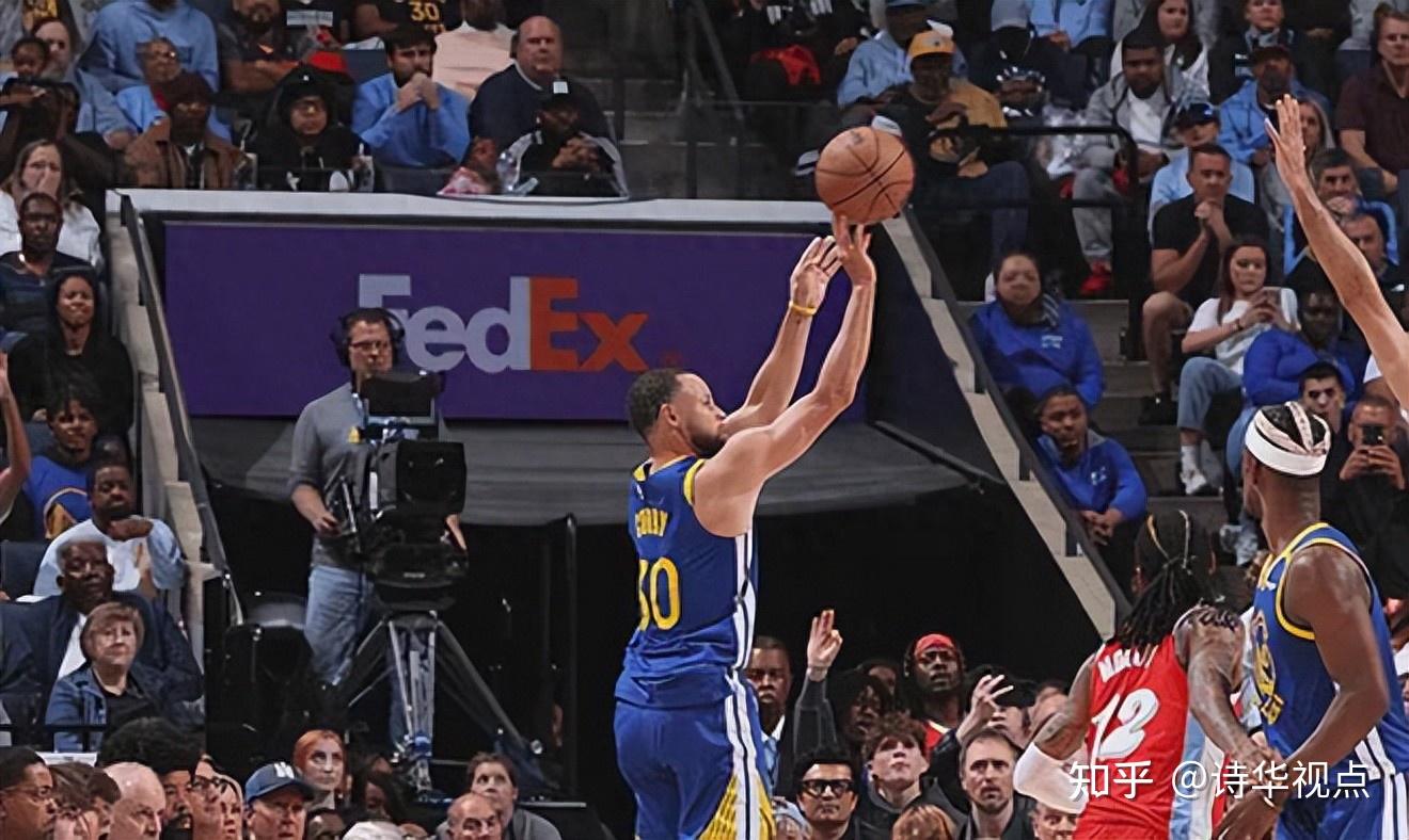 包含勇士客场力克灰熊,库里连续砍下多记三分的词条 包含勇士客场力克灰熊,库里连续砍下多记三分的词条