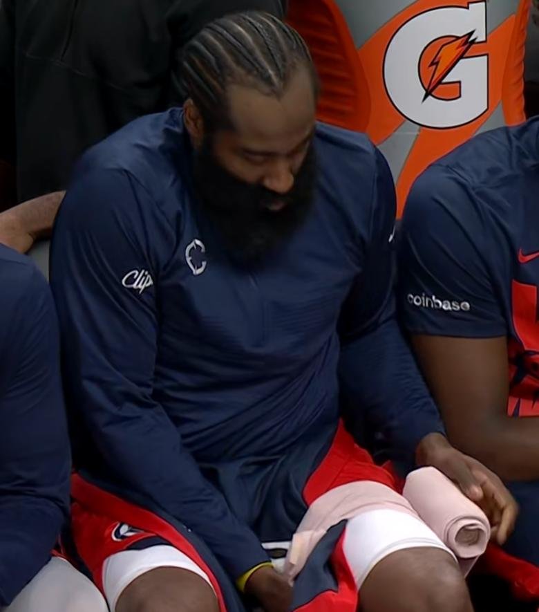 骑士险胜步行者,莱昂纳德状态不佳的简单介绍 骑士险胜步行者,莱昂纳德状态不佳的简单介绍