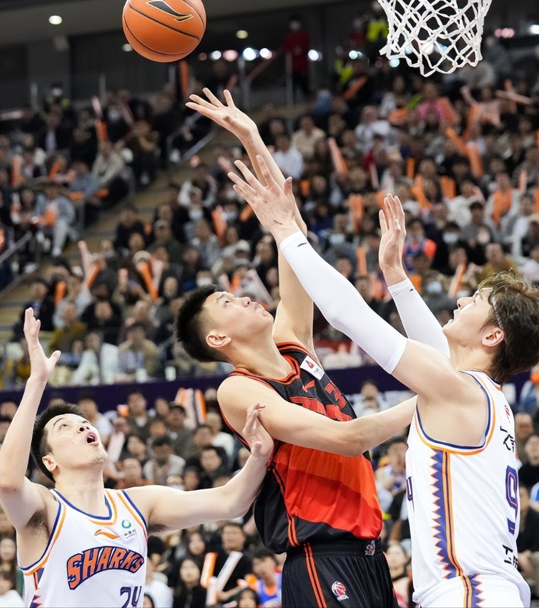 九游娱乐入口-包含球队实力抢先一步,比赛场面激情绽放的词条