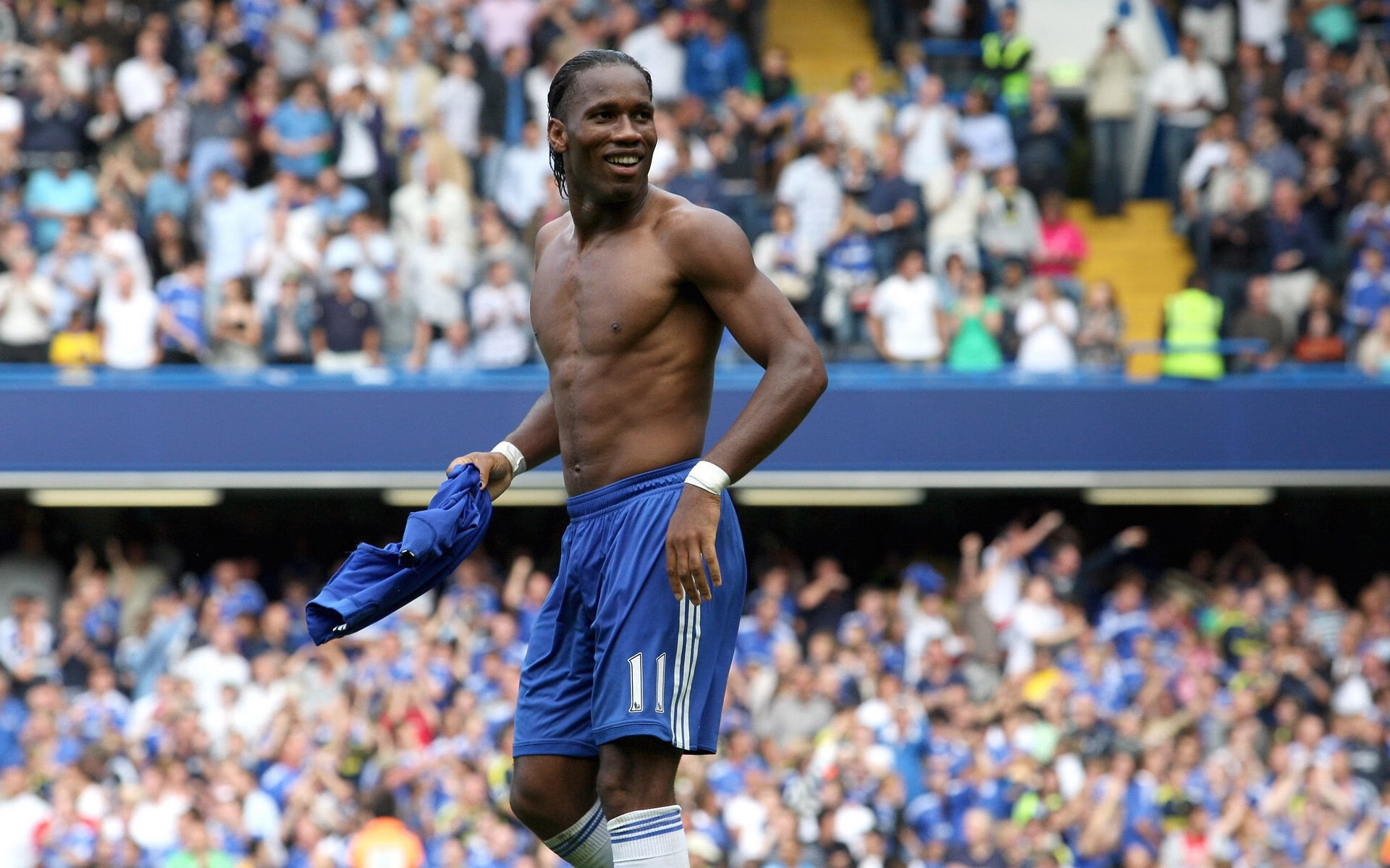 九游娱乐首页-拜仁狂胜阿森纳,阿克从欧冠到世界杯的统治之路