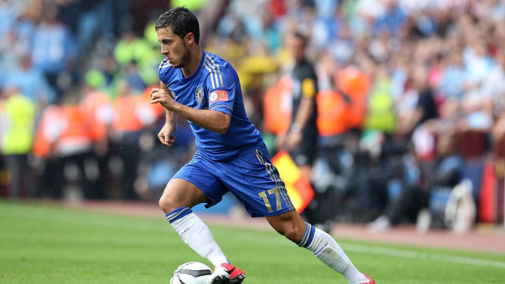 银箭逆袭,塞恩斯一停战术点燃赛场,终结红牛王朝不败金身