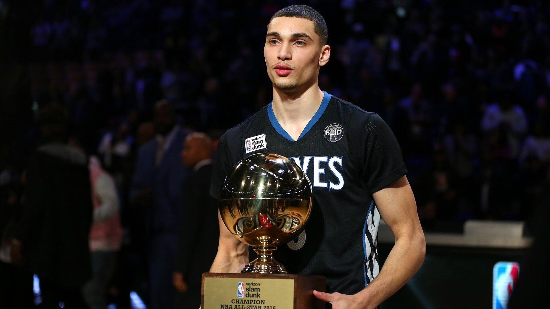 九游官网-重剑无锋，银枪如龙，王者归来的两种方式